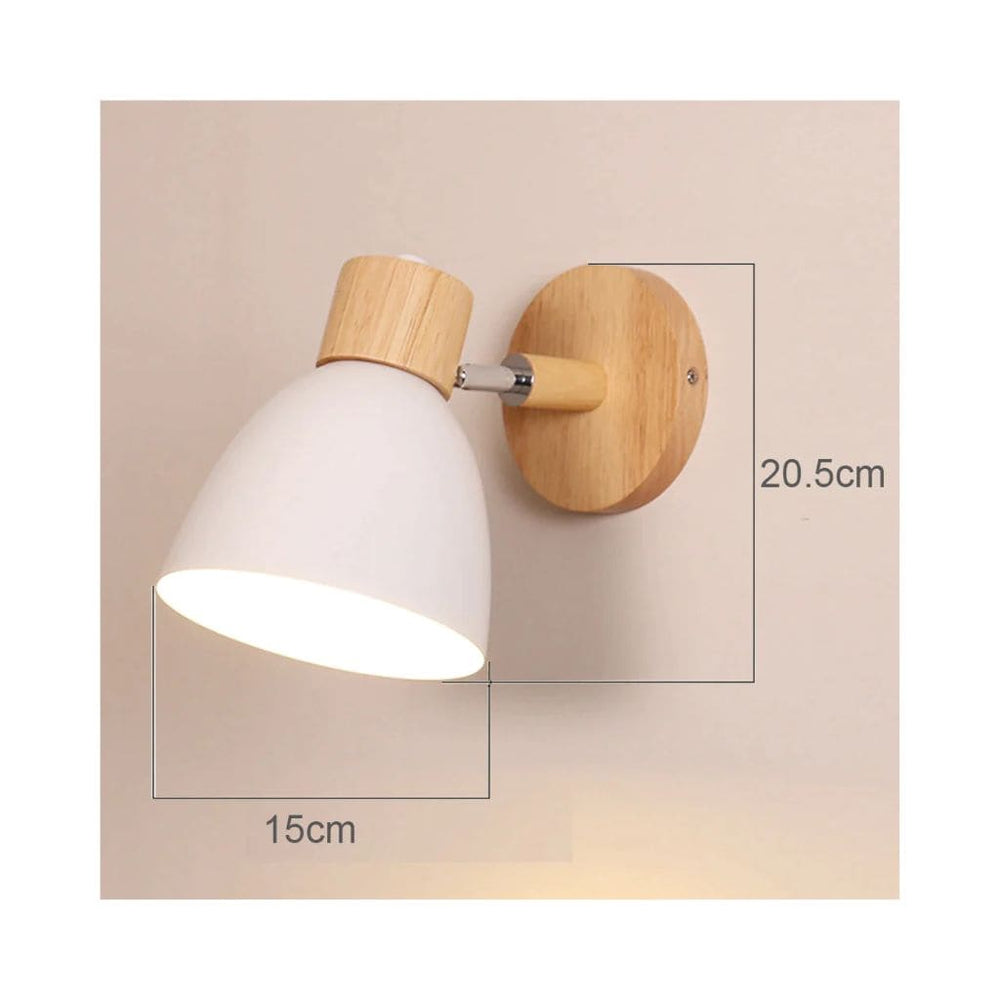 Nordische LED -Wandleuchte in festem Holz