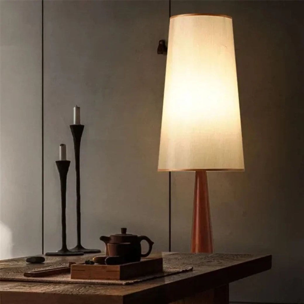 Vintage Wabi Sabi -Stehlampe für Innenraum