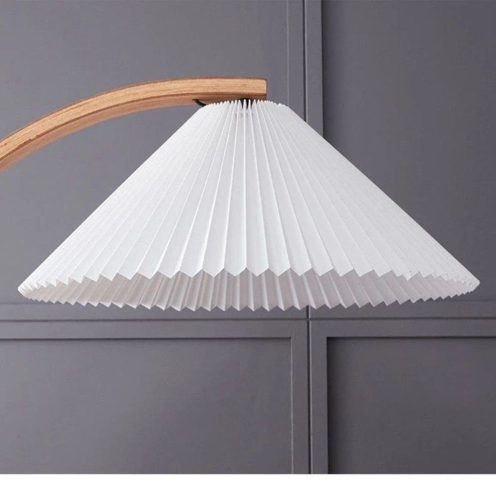 Massivholzlampe mit LED -Beleuchtung