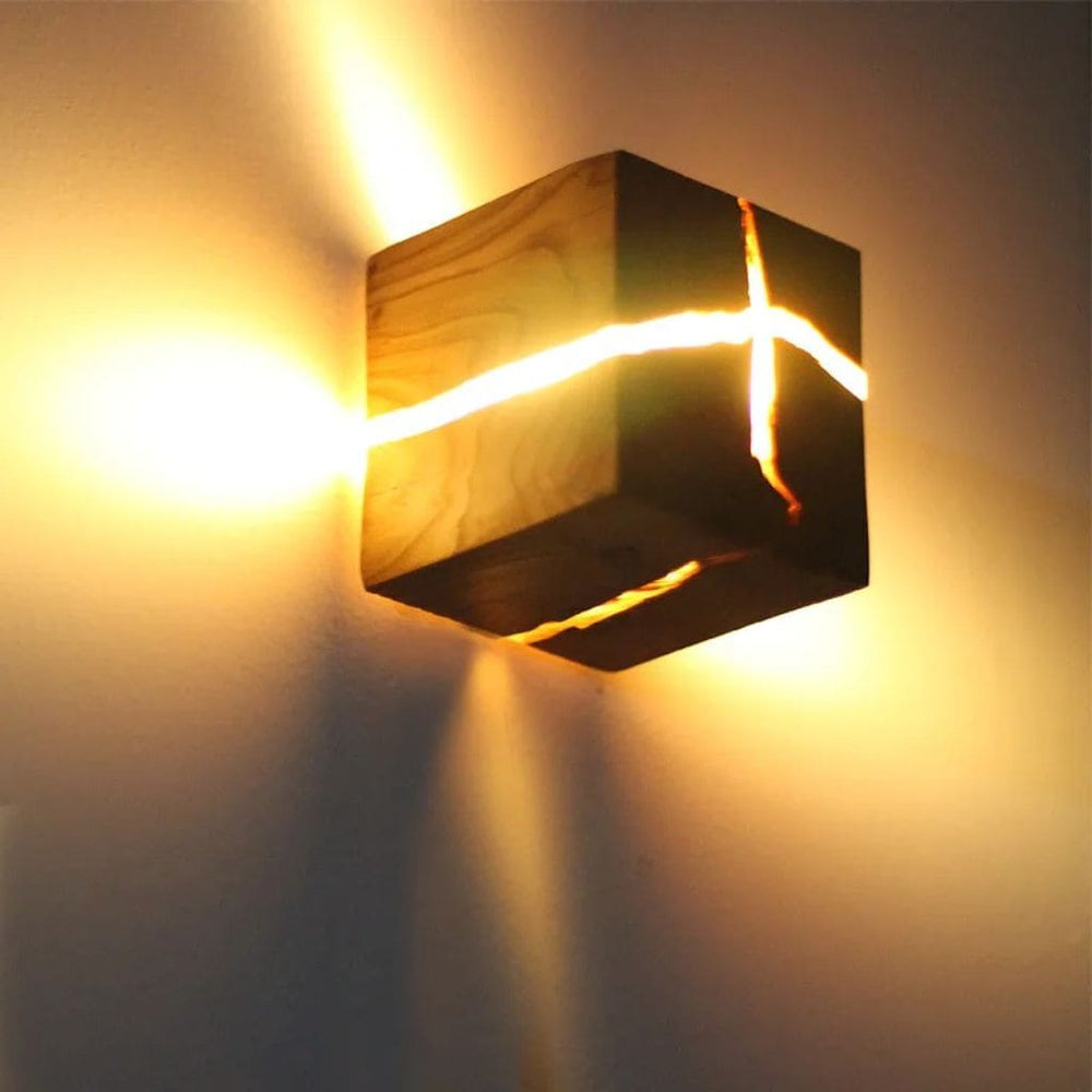 Lampe Murale Cube en Résine et Bois